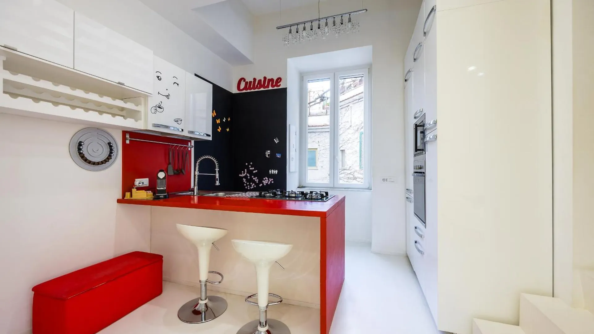 Morghen Red Passion And Pop Art Apartment Naples 0*,  Italy