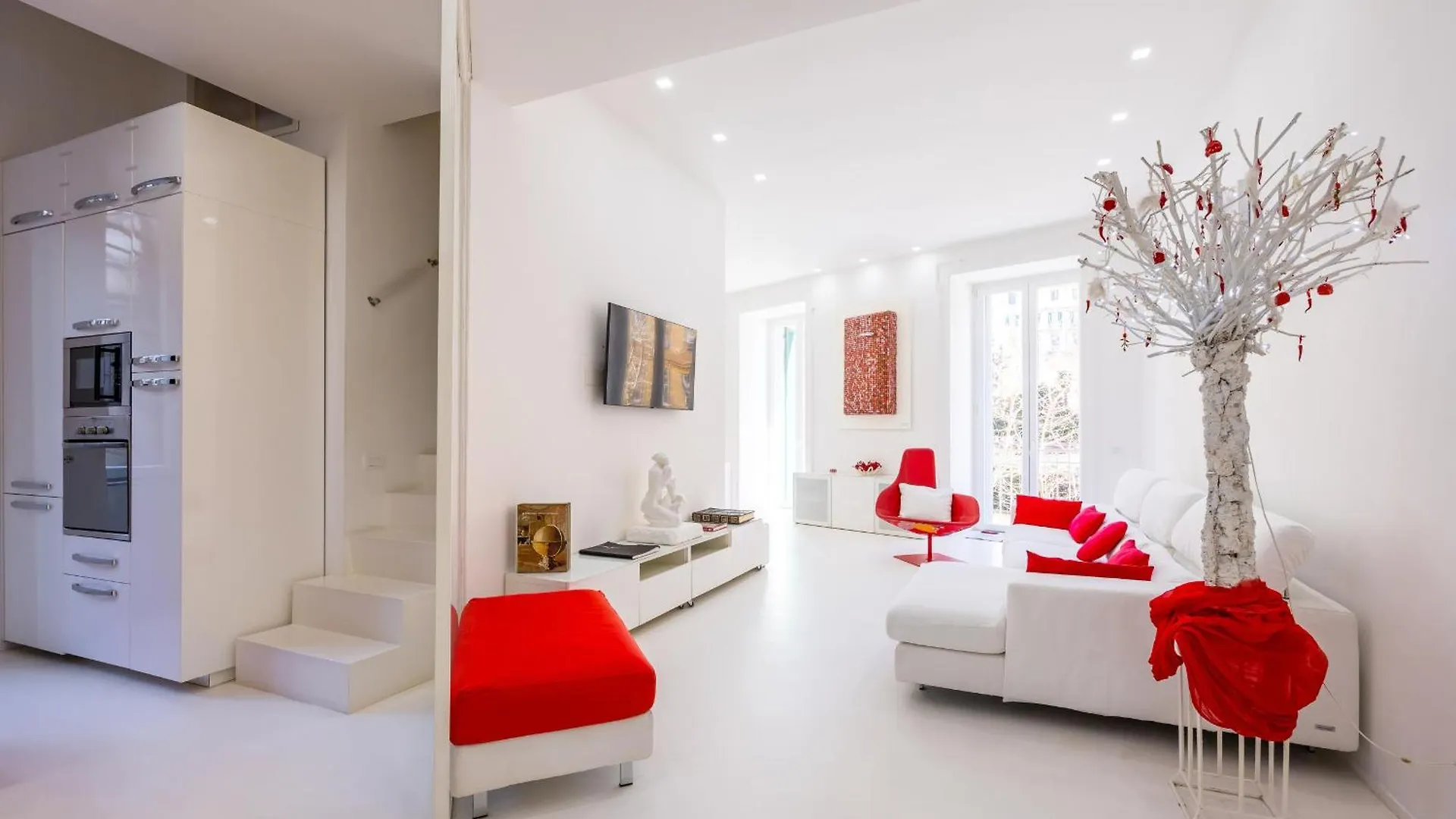 Morghen Red Passion And Pop Art Apartment Naples